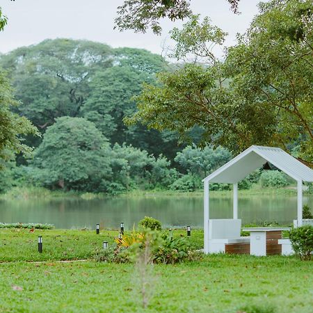 The Sky Garden Hotel Ban Yang  Bagian luar foto
