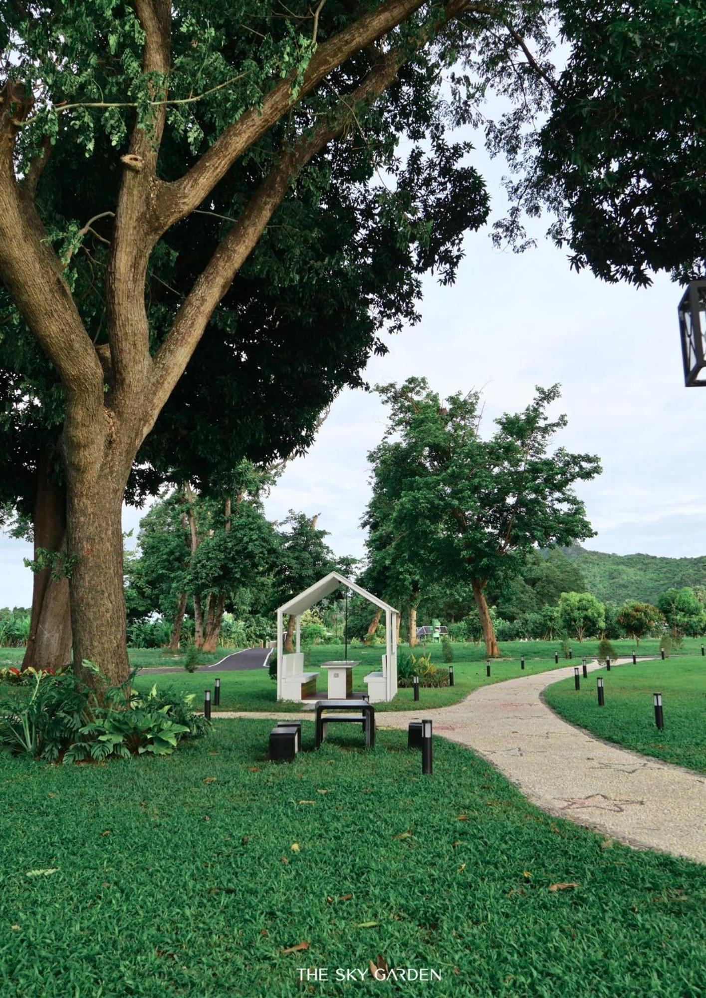 The Sky Garden Hotel Ban Yang  Bagian luar foto